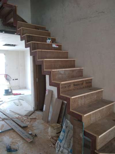 Staircase Designs by Carpenter Irshad Khan, Delhi | Kolo
