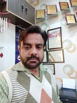 Astrologer Sharad Gupta