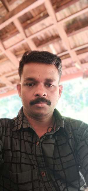 Suresh Poovadan